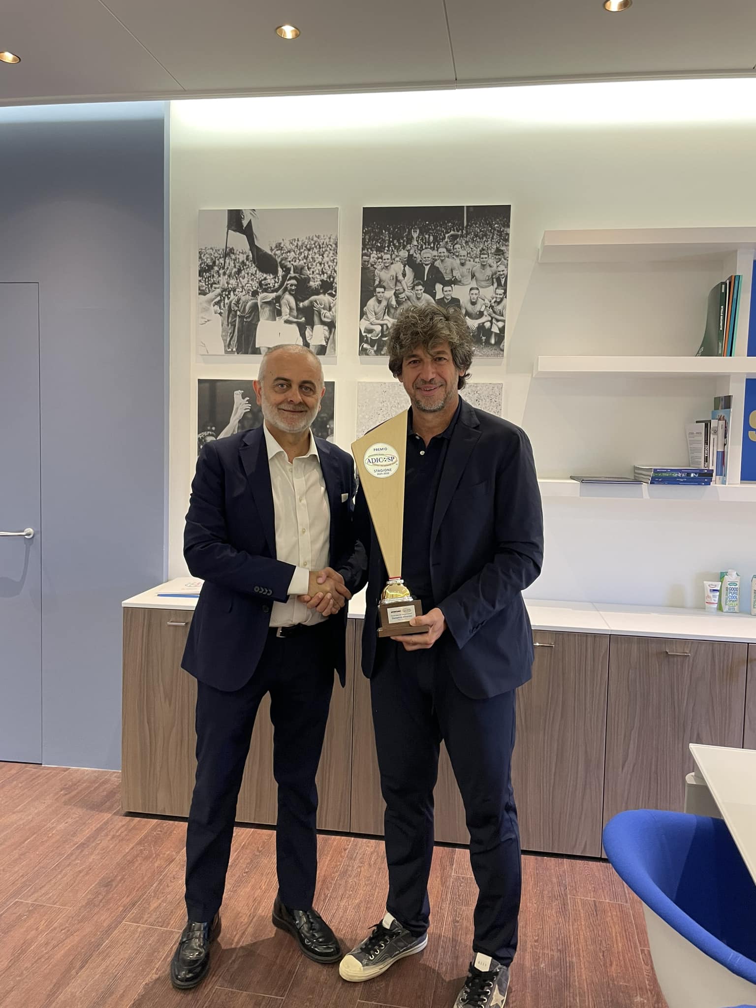 Consegnato il premio “Daniel Guerini” al Presidente del Settore Tecnico Demetrio Albertini